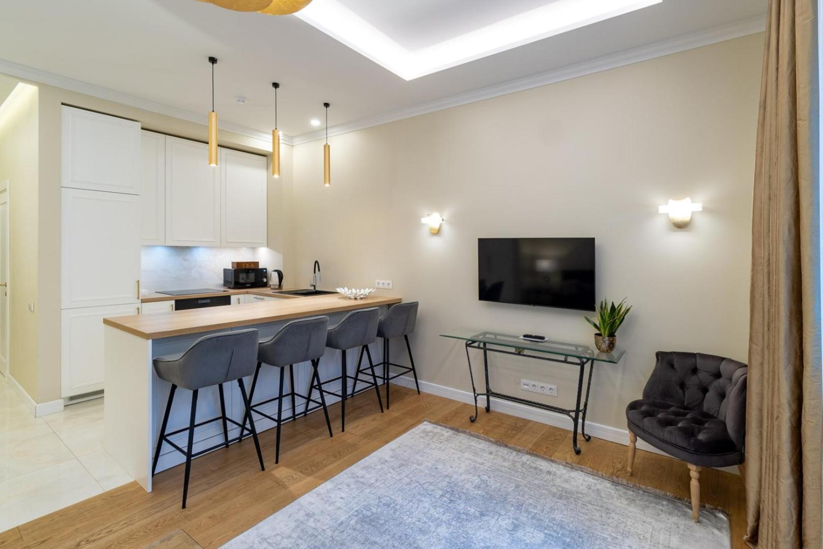 Luxury Central Apartment In Putvinskio Street Каунас Экстерьер фото